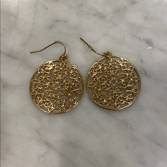 Jewelry - gold earrings
